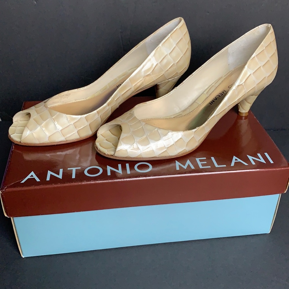 Antonio Melani High Heels Size 6.5M
